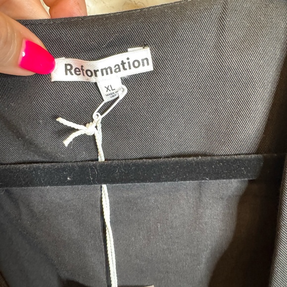 NWT Reformation Casey vest - black XL - Picture 3 of 7